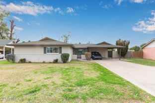 627 W 16th St - Photo 1 of 1