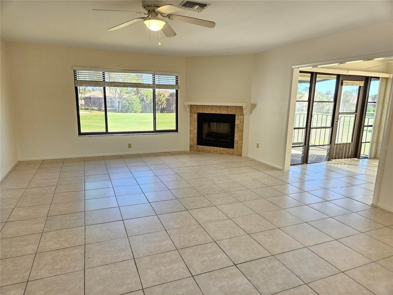 812 Capri Isles Blvd #225 - Photo 5 of 42