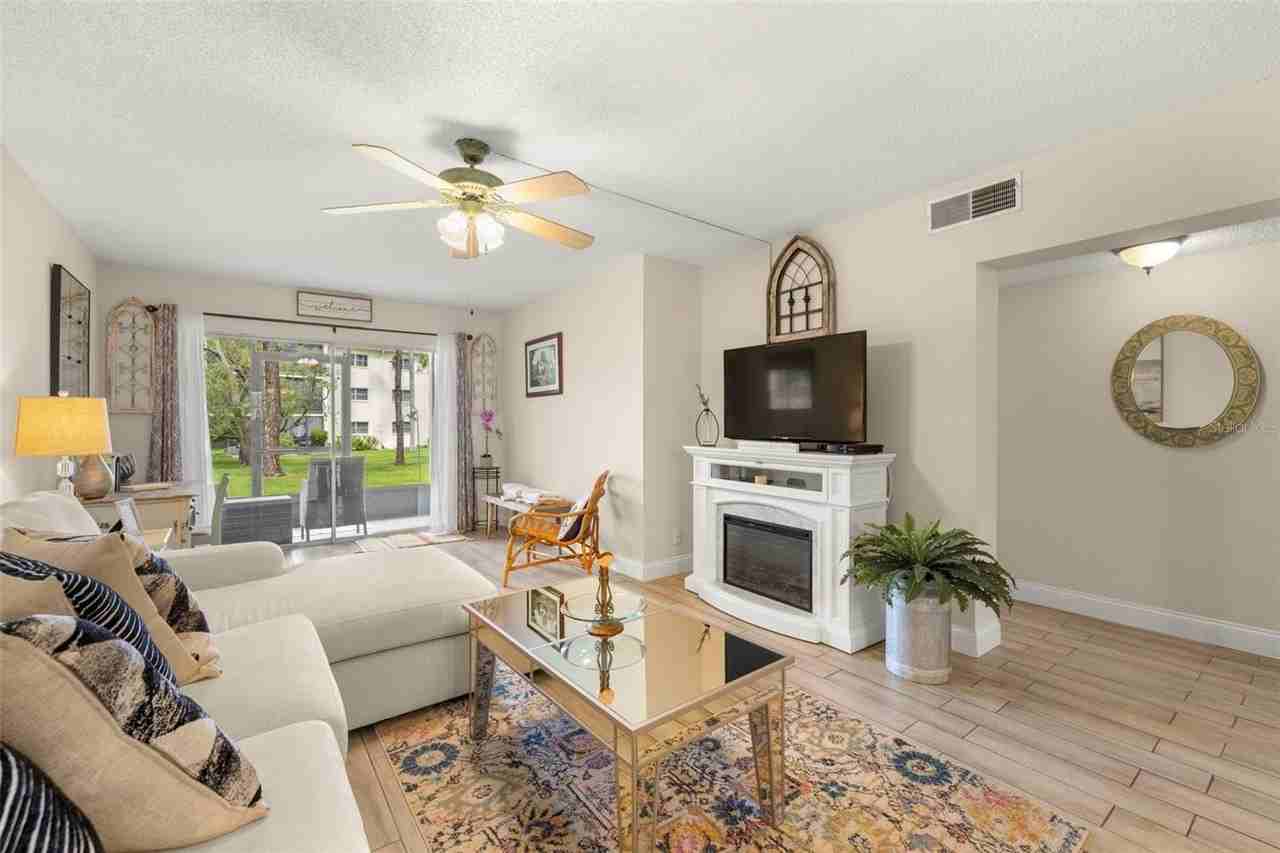 1370 Heather Ridge Blvd #105 - Photo 5 of 35