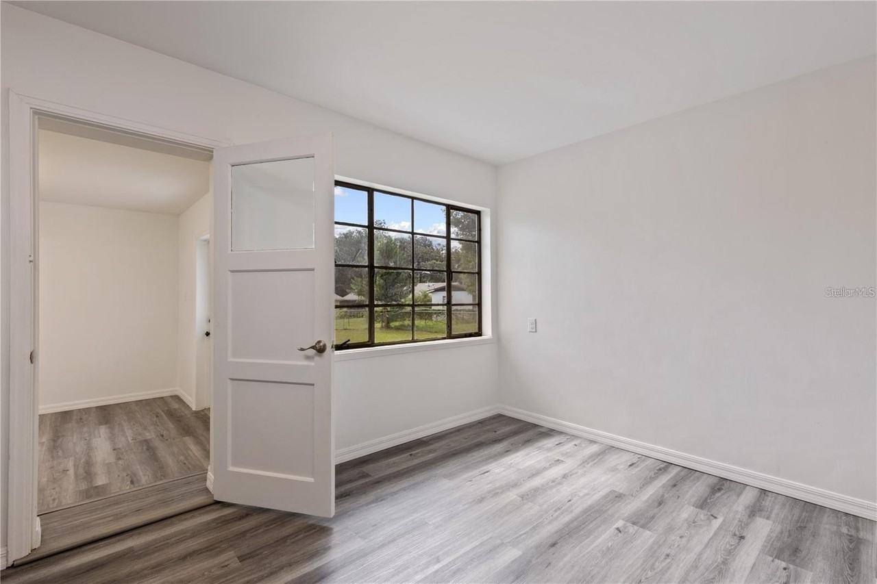 112 S Fern Rd #112 - Photo 7 of 17