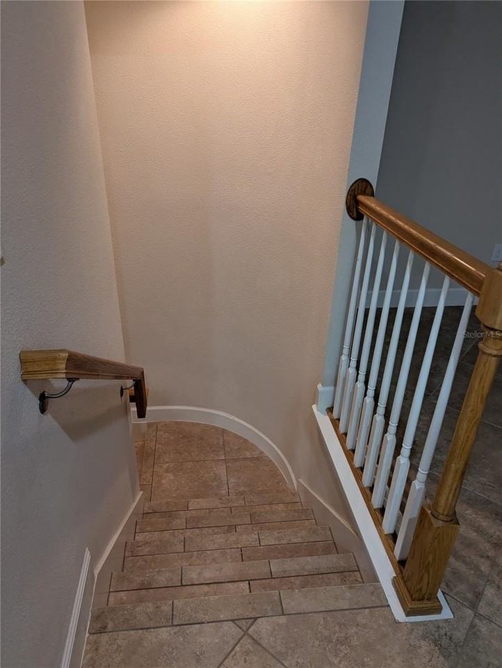 3138 Nautical Pl S - Photo 3 of 27