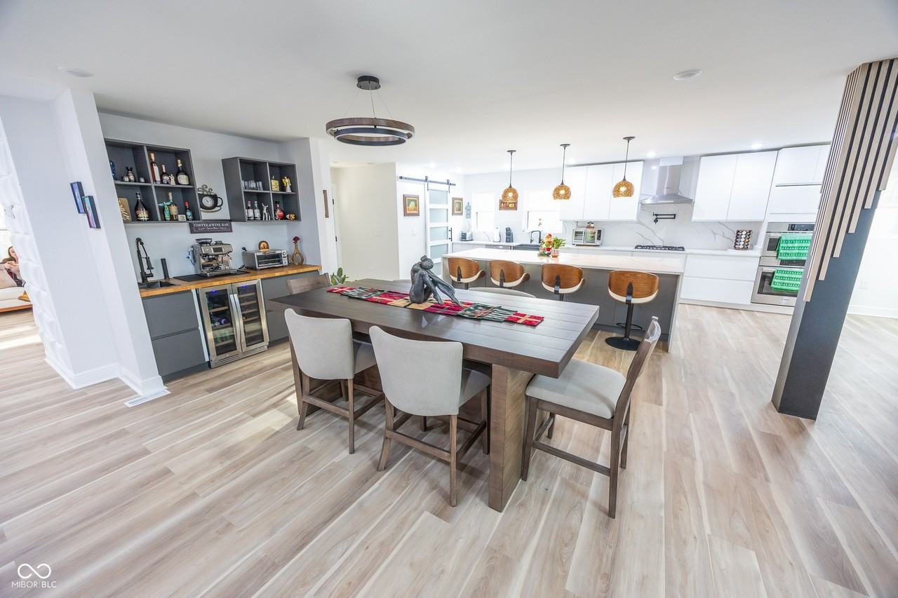 7980 Royal Ave - Photo 6 of 28