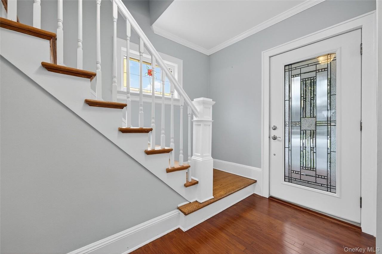 26 9th St - Photo 4 of 33