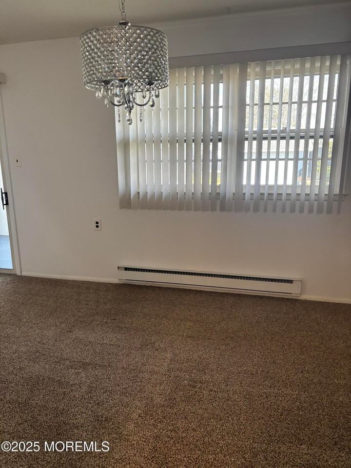 25 Robinson Rd - Photo 5 of 17