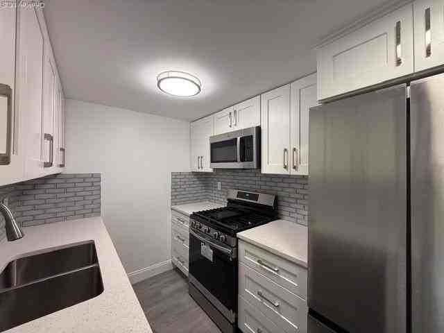 306 Hamilton Ave 1st Fl #1stFL - Photo 6 of 18