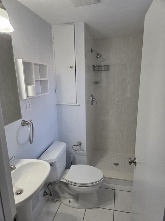 190 Lake Shore Rd Apt 2 #2 - Photo 2 of 23