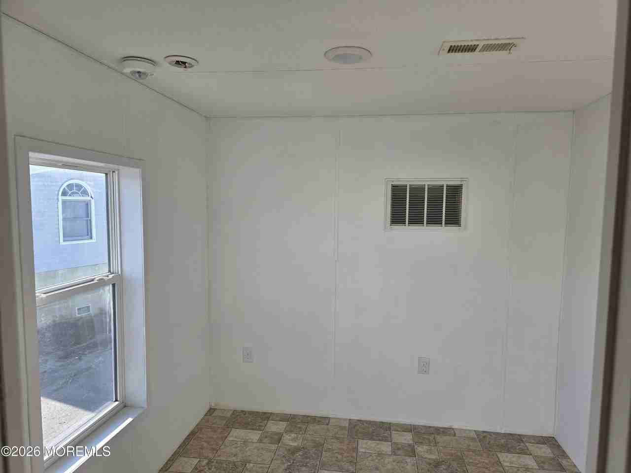 469 S Green St Trlr 55 #55 - Photo 6 of 7