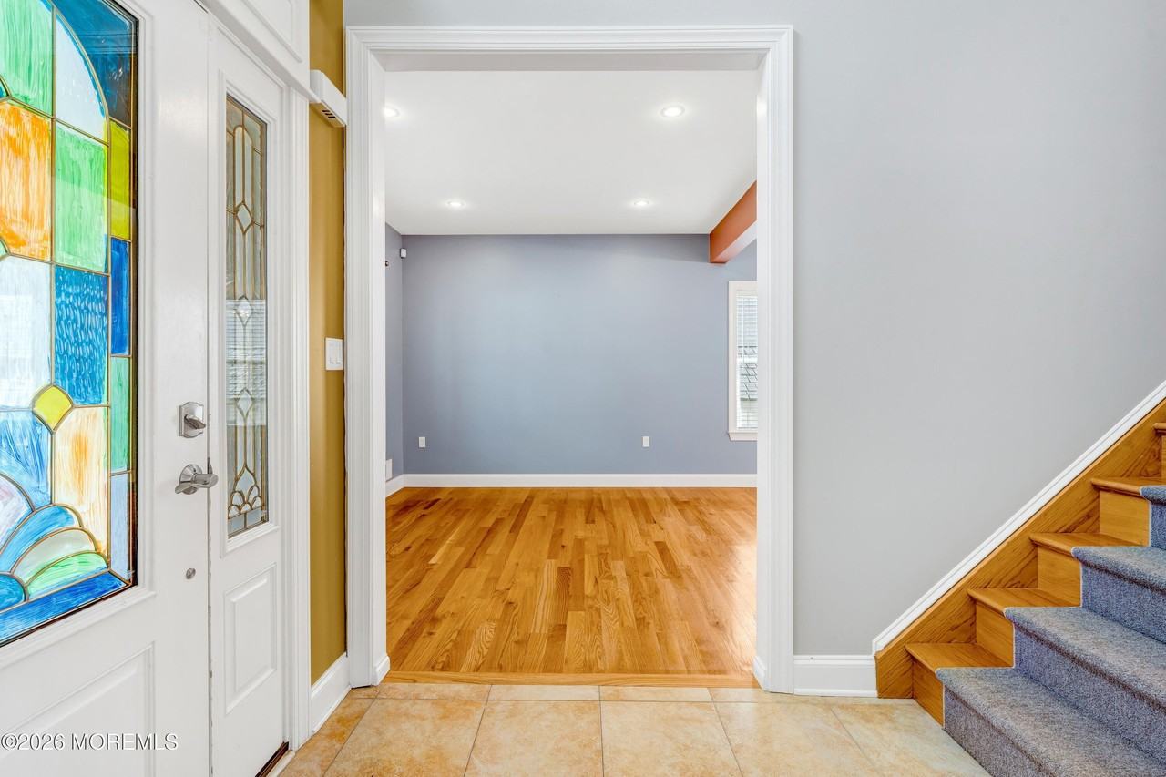 1000 8th Ave - Photo 7 of 45