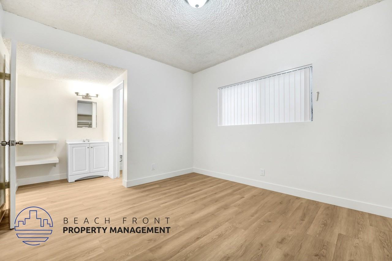 6352 Cedar St. - Photo 3 of 10