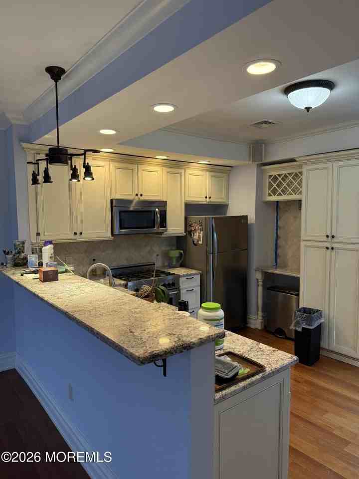 206 3rd Ave Unit 2 #2 - Photo 4 of 14