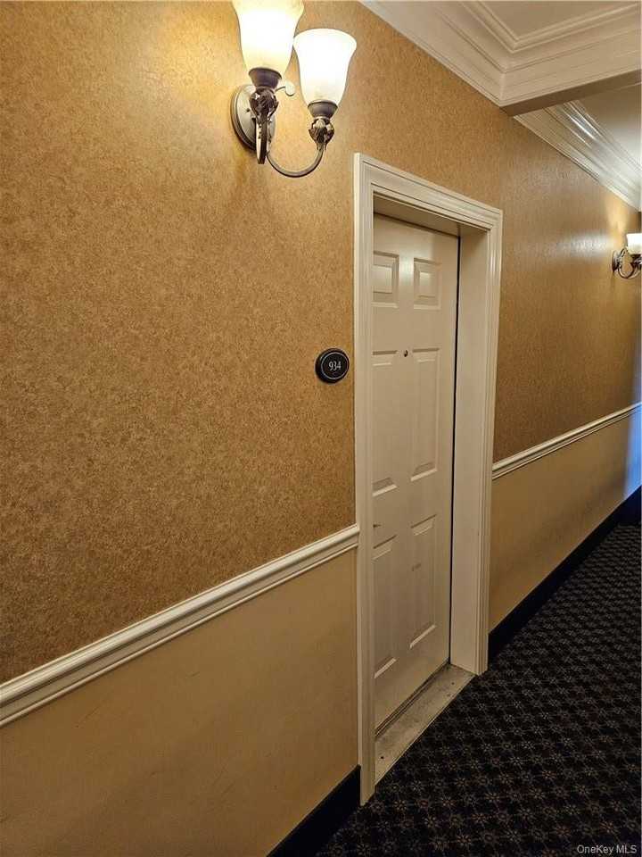 934 Tower Ridge Cir - Photo 4 of 40