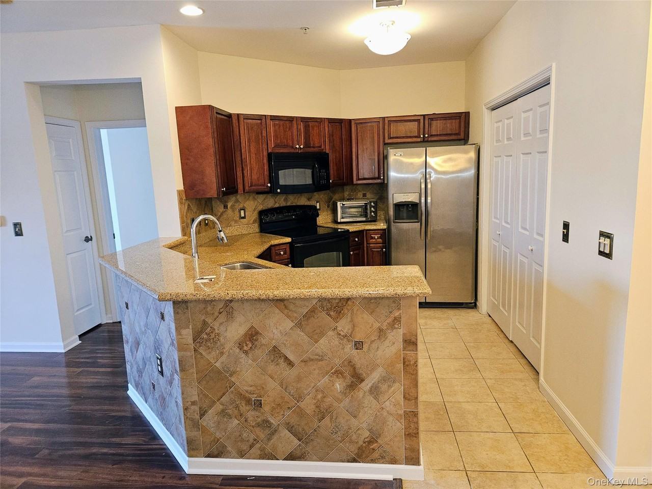 934 Tower Ridge Cir - Photo 7 of 40