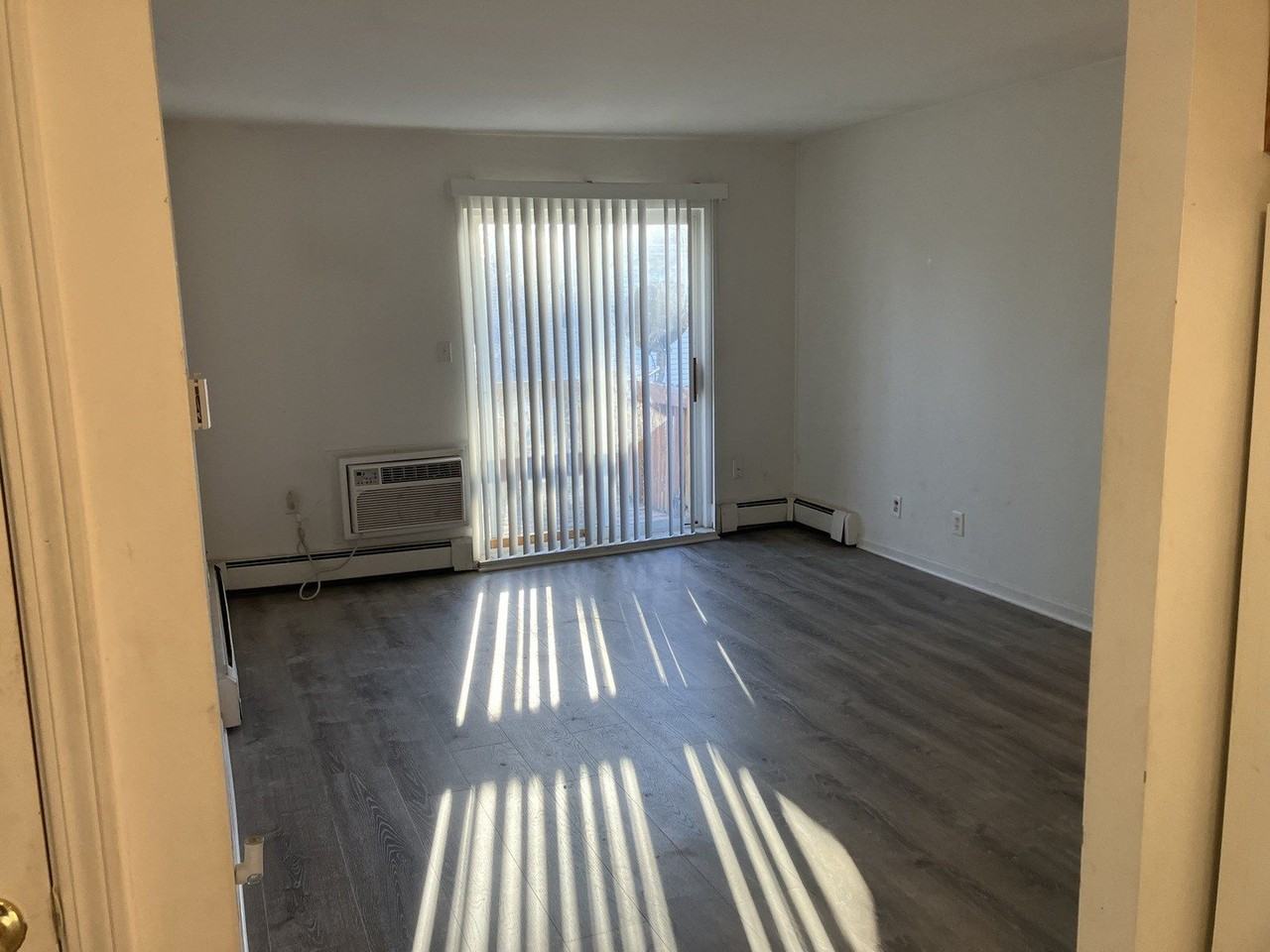 2700 Light Rd Apt 208 #208 - Photo 2 of 7