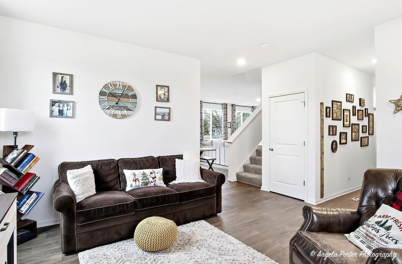 3818 Doherty Ln - Photo 4 of 29