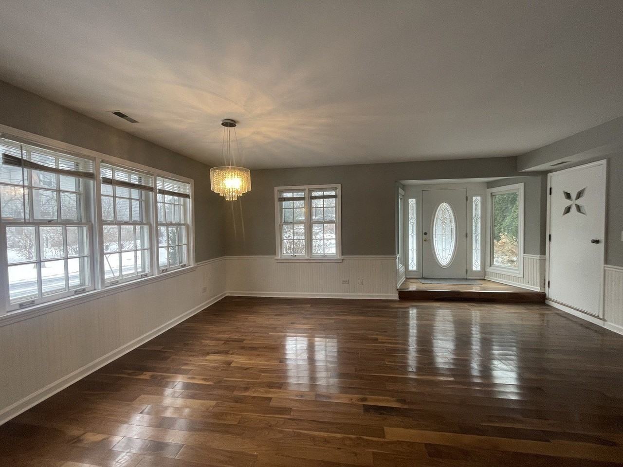 1009 61st St - Photo 5 of 15