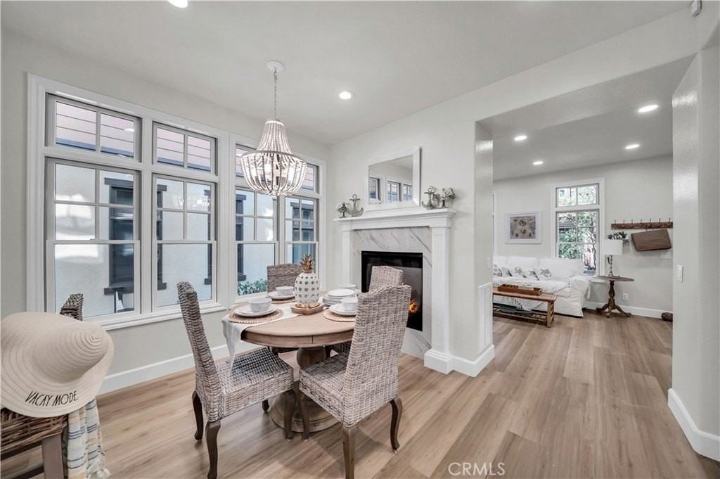 2672 Bungalow Pl - Photo 7 of 48