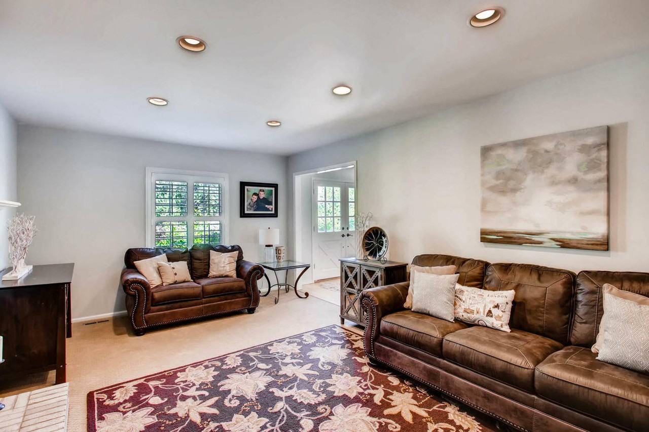 7398 S Hudson Way - Photo 4 of 25