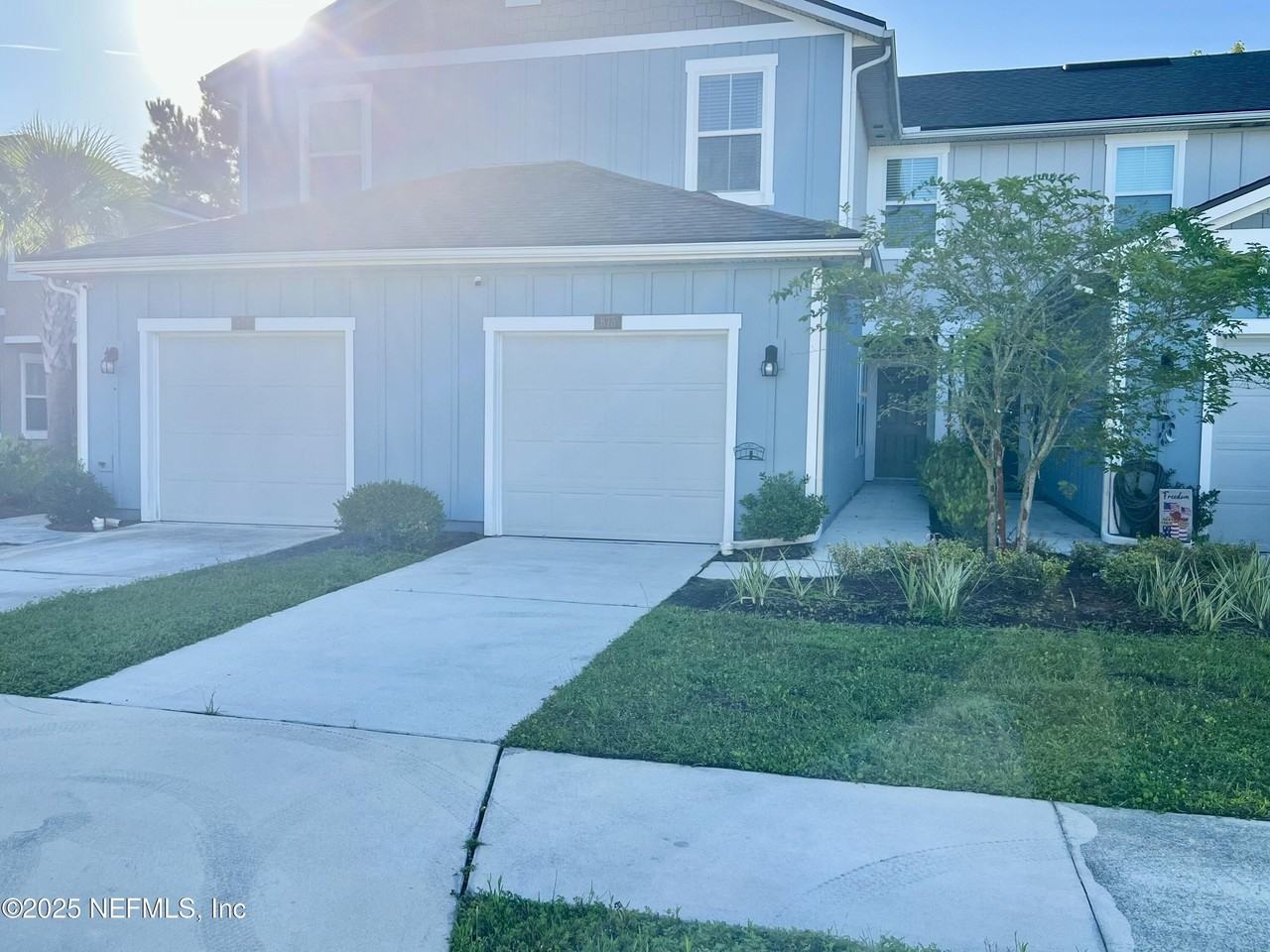 875 Capitol Pkwy - Photo 4 of 20