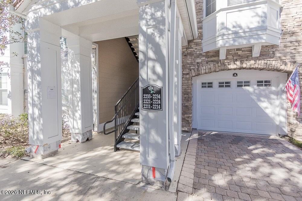 8550 Touchton Rd Apt 2211 #2211 - Photo 4 of 33