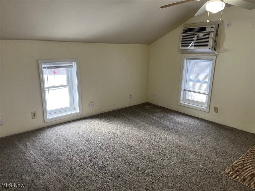 3923 Richlawn Rd - Photo 4 of 13