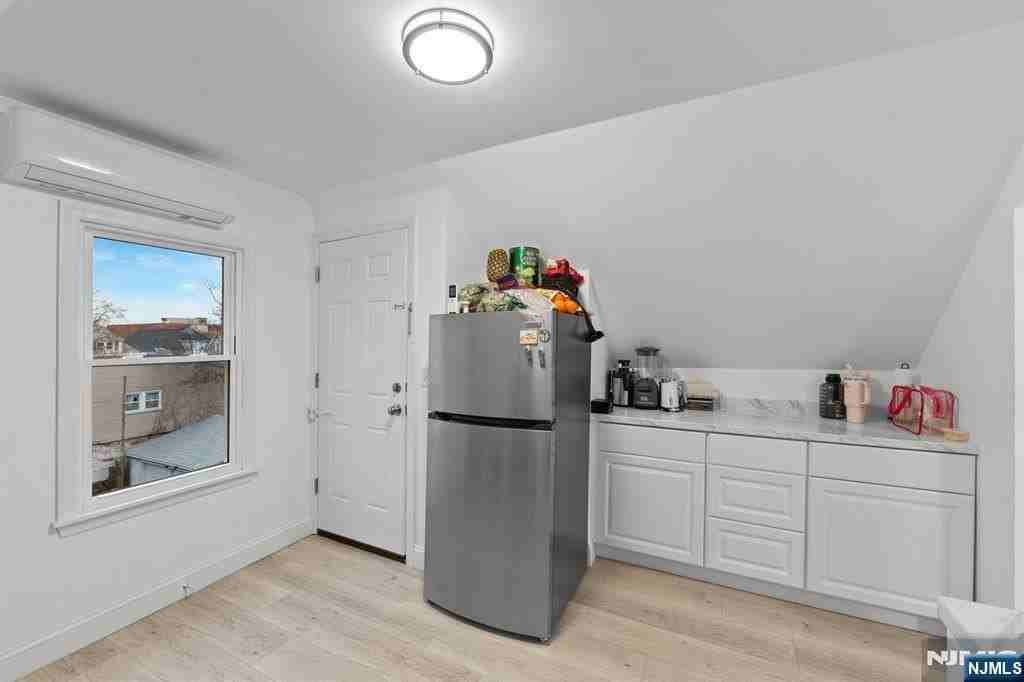 56 Yereance Ave - Photo 7 of 20