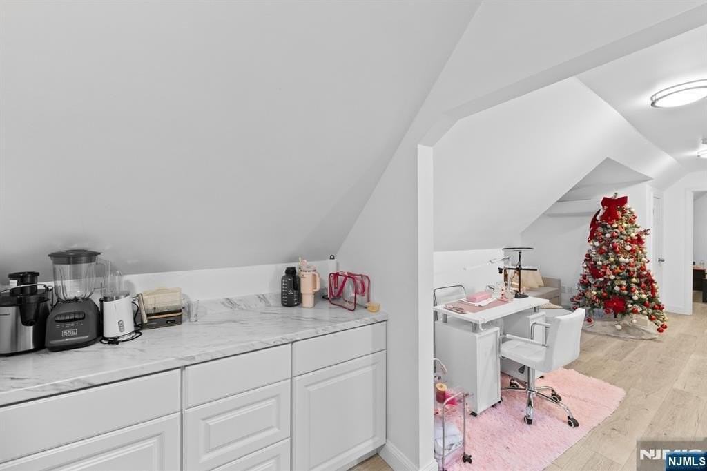 56 Yereance Ave - Photo 3 of 16