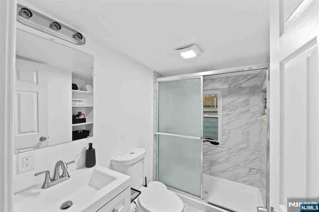 56 Yereance Ave - Photo 5 of 16