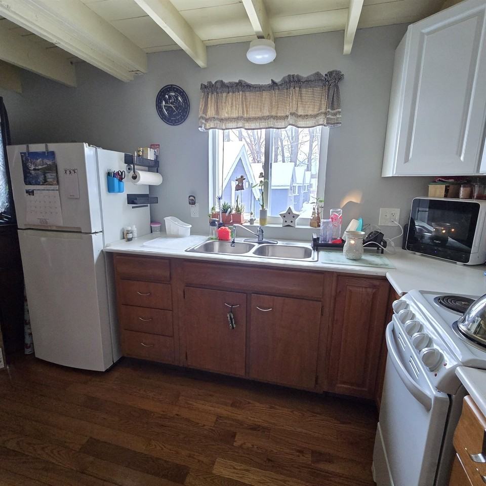 66A Spring St - Photo 6 of 11