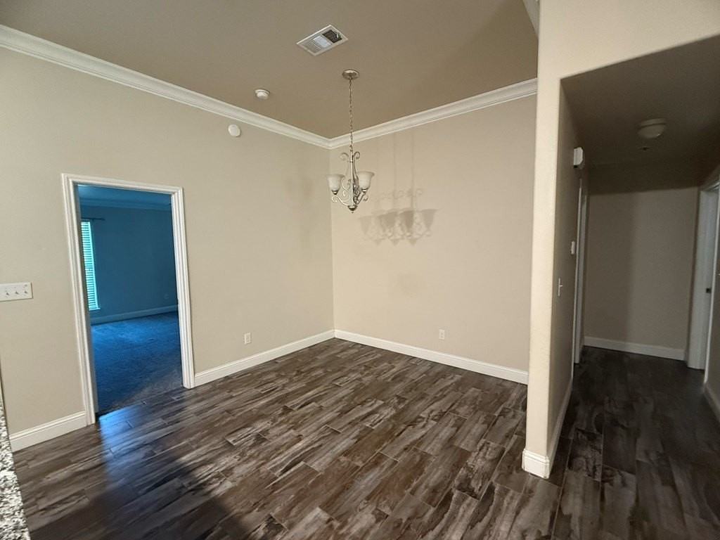 1001 E 95th St - Photo 6 of 15