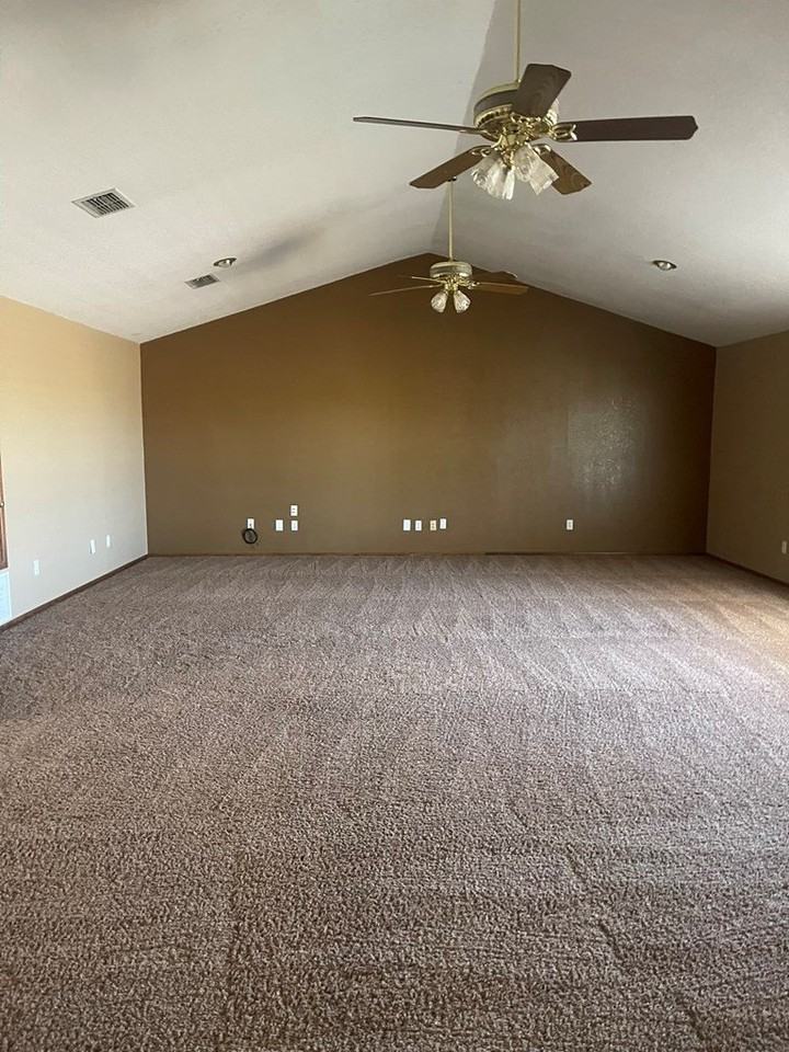 1002 N County Road 1105 - Photo 2 of 12