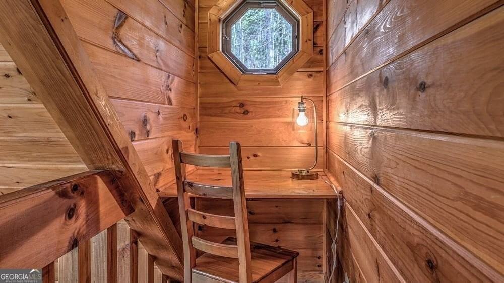 348 The Forest Rd - Photo 6 of 49