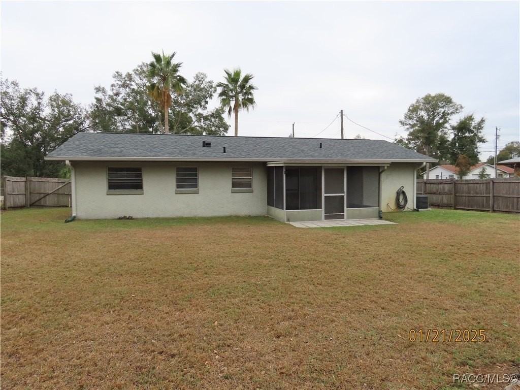 516 Spruce St - Photo 7 of 10