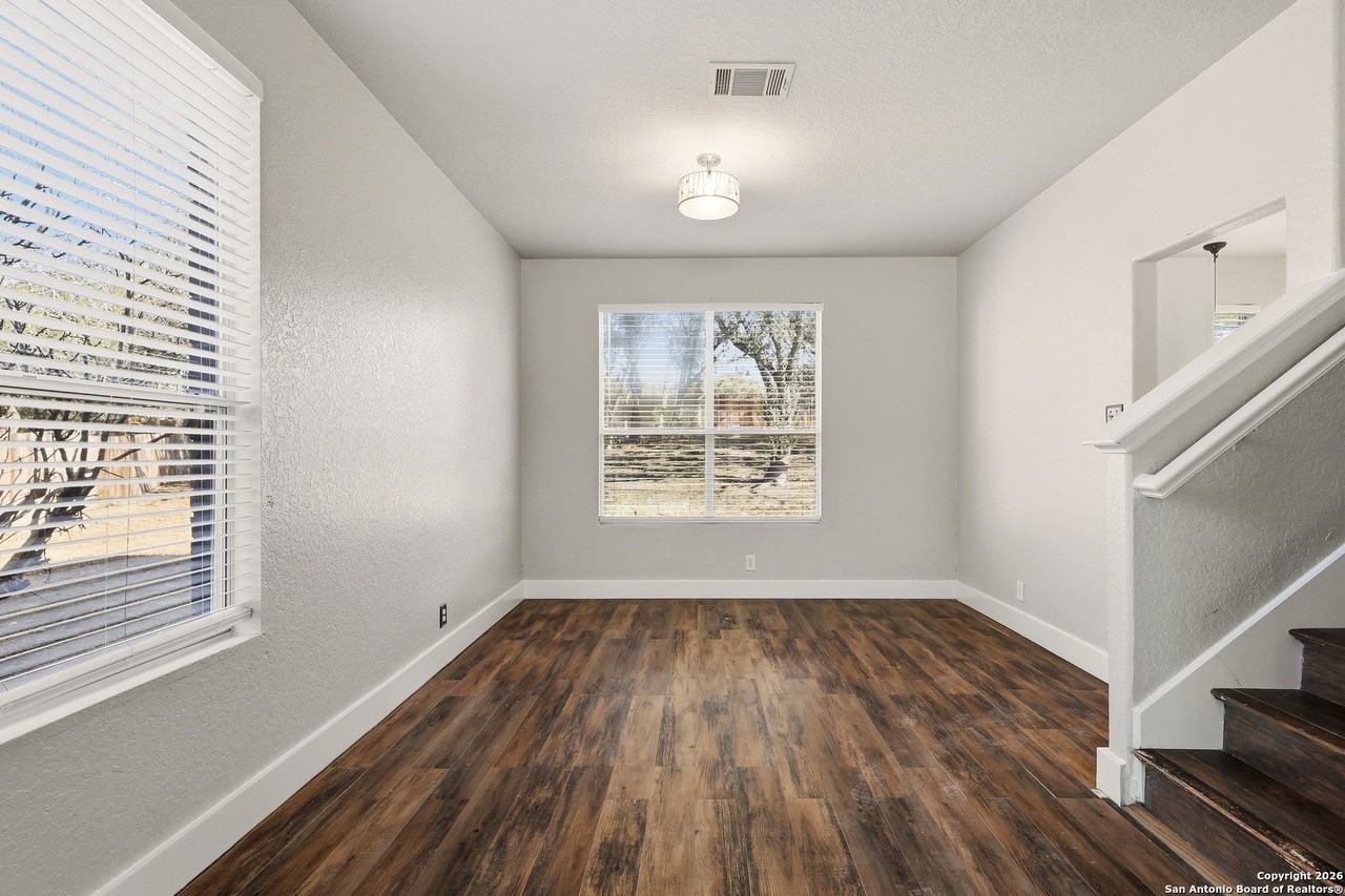 9103 Tezel Ct - Photo 5 of 27