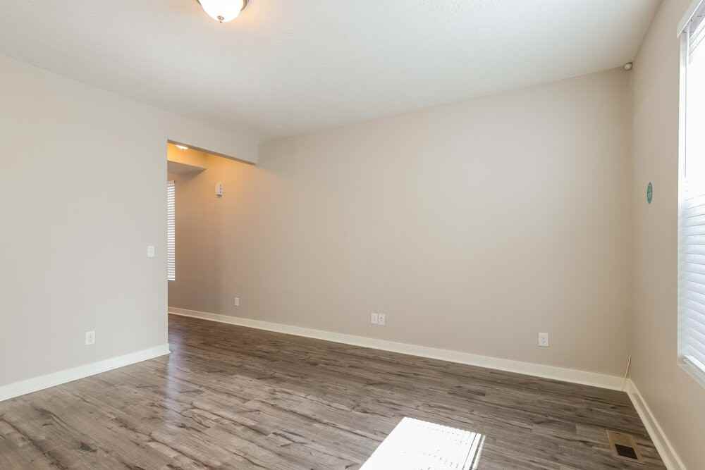 5093 W Summerdale Dr - Photo 7 of 21