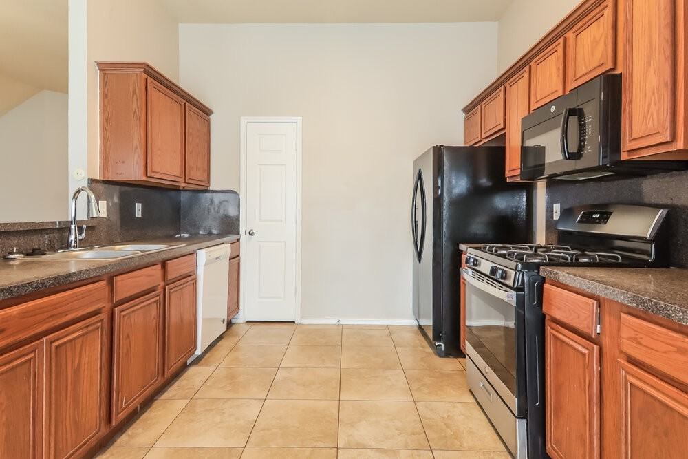 133 Pinion Ln - Photo 7 of 16