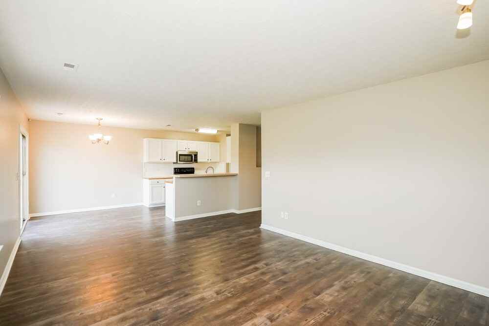 305 Stewart Springs Dr - Photo 4 of 17