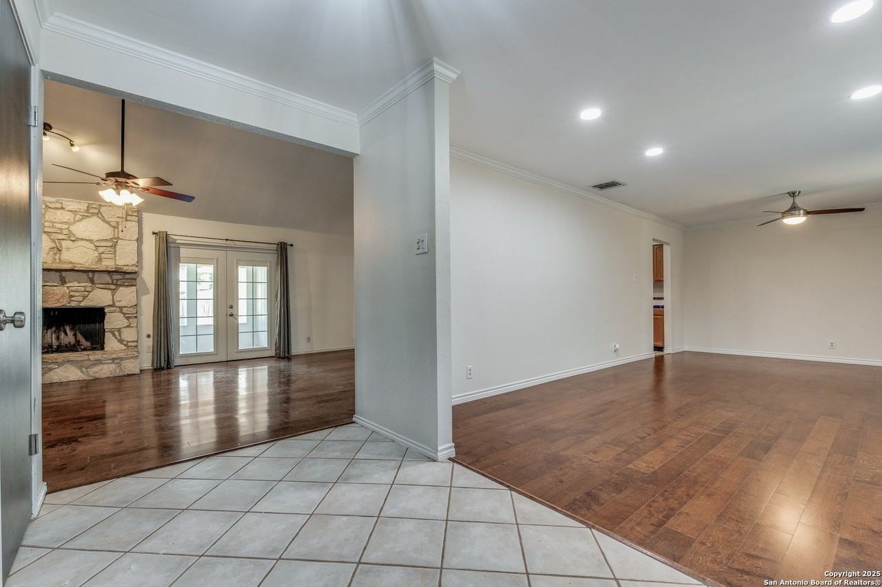 13739 Wood Pt - Photo 5 of 26