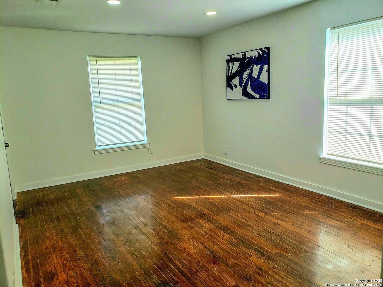 610 El Monte Blvd - Photo 5 of 16