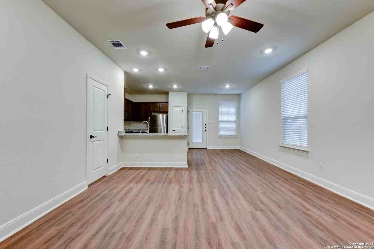 13846 Enzo Gate Unit 102 #102 - Photo 4 of 27