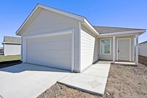 featured image of 14836 Onyx Pl