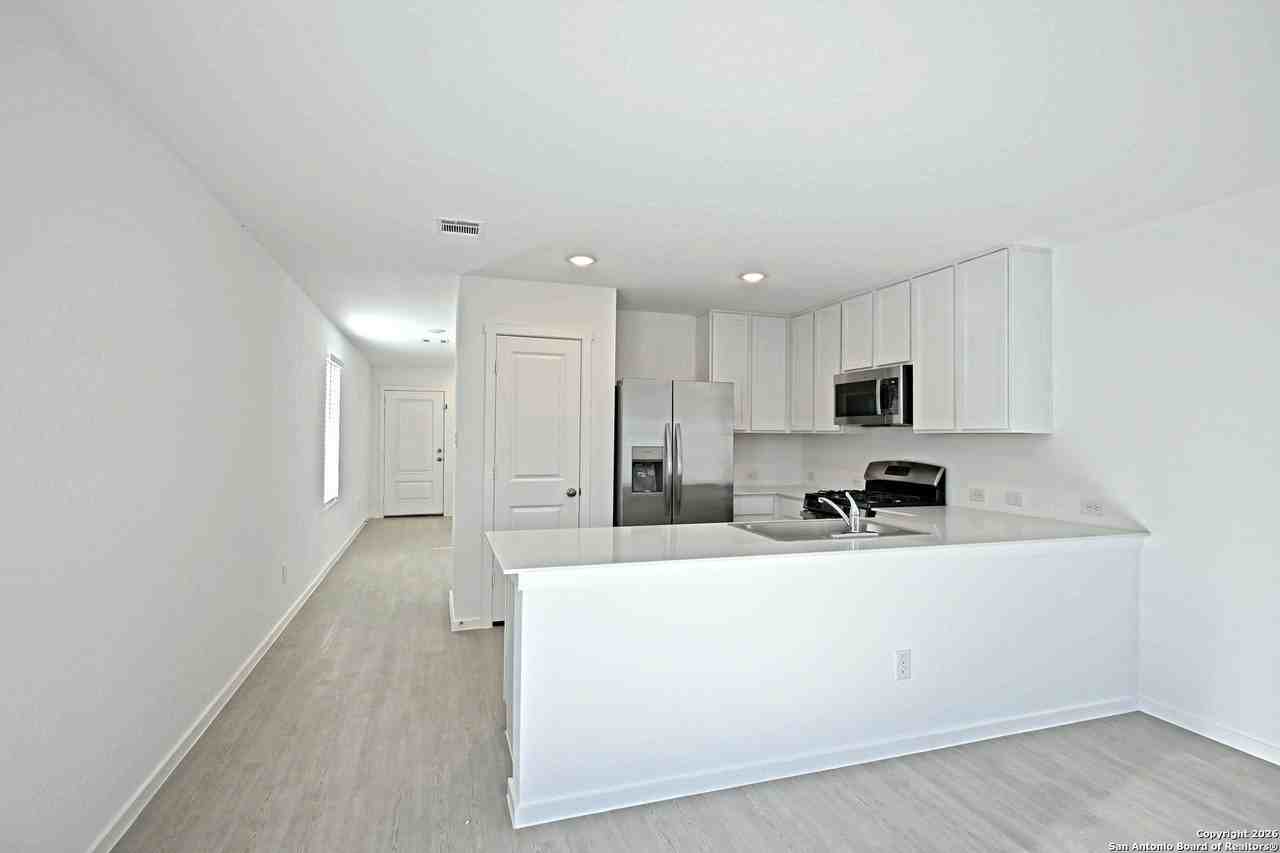 14836 Onyx Pl - Photo 2 of 21