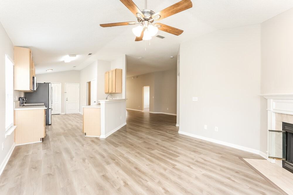 1725 Saw Lake Dr - Photo 4 of 16