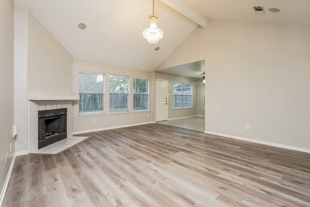 2803 Green Hollow Ct - Photo 5 of 19