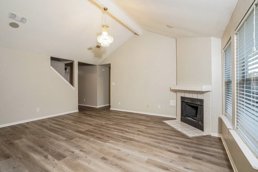 2803 Green Hollow Ct - Photo 6 of 19