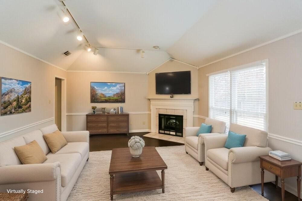 8674 Leaf Manor Cv - Photo 3 of 19