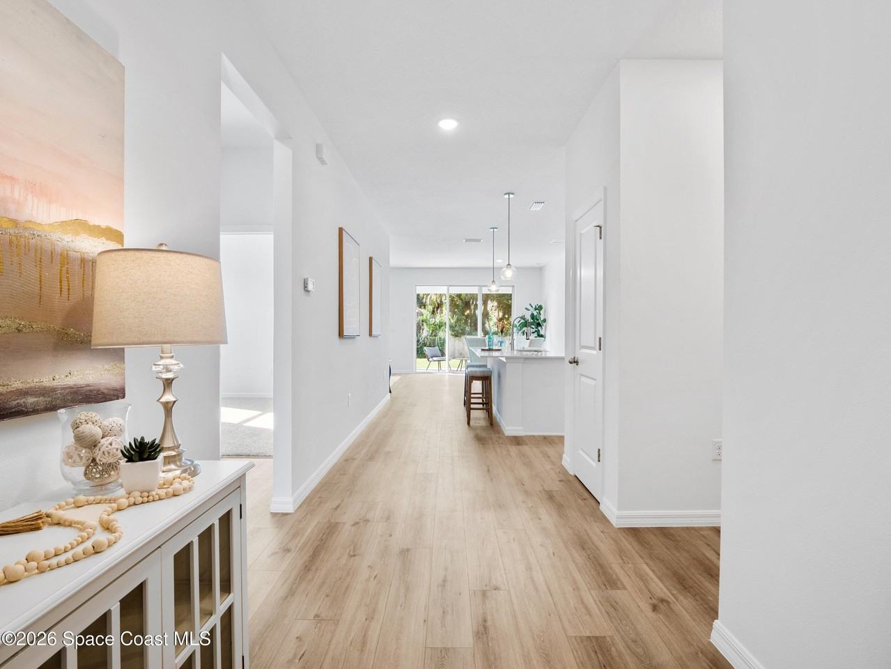 1320 Seabreeze St Sw - Photo 2 of 32