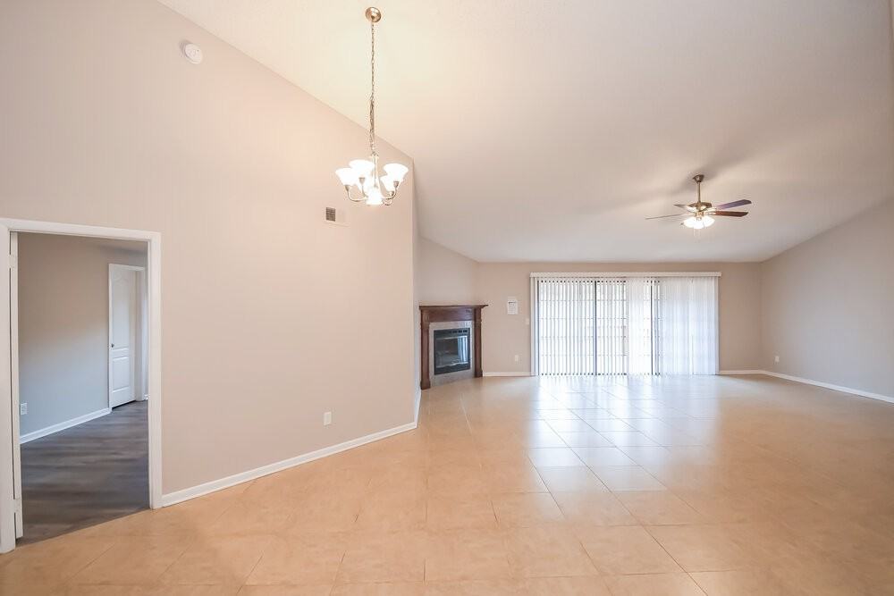 11284 Southbury Pl - Photo 6 of 19