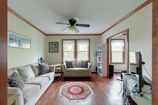 21 Calvert St Unit B #B - Photo 3 of 15