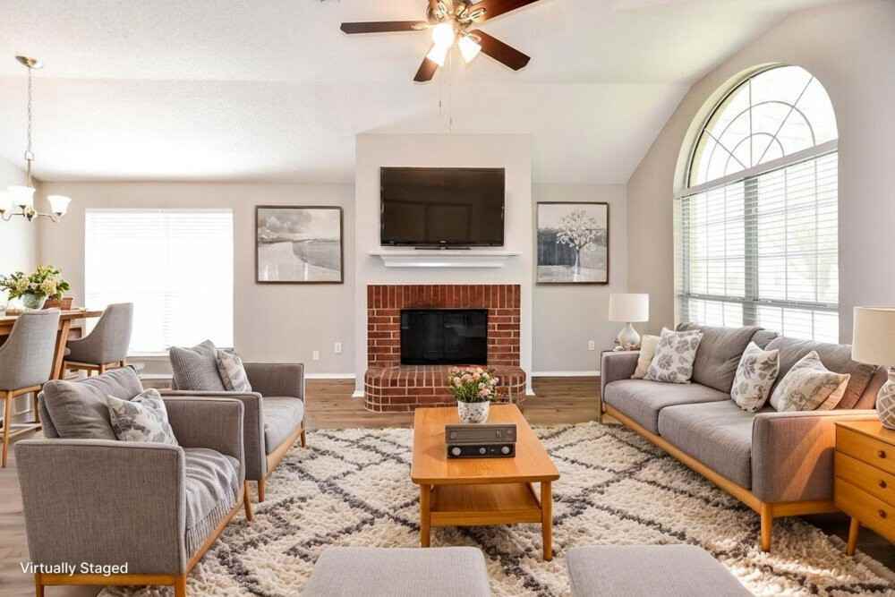 2632 Bent Brook Dr - Photo 4 of 19