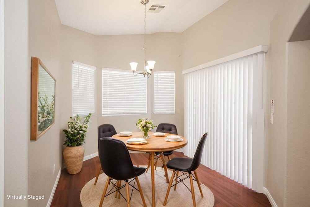 615 Stonehurst Dr - Photo 6 of 19